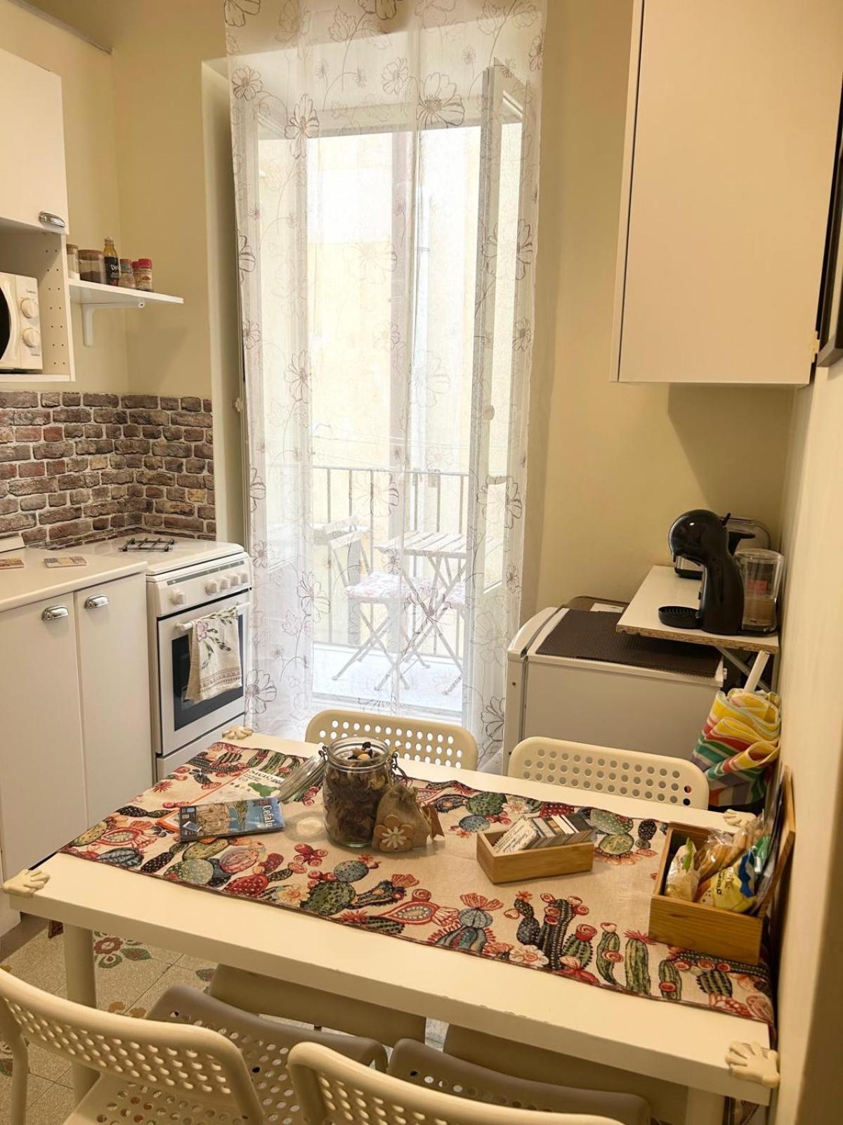 Sicilian Dream Apartments Чефалу Екстериор снимка