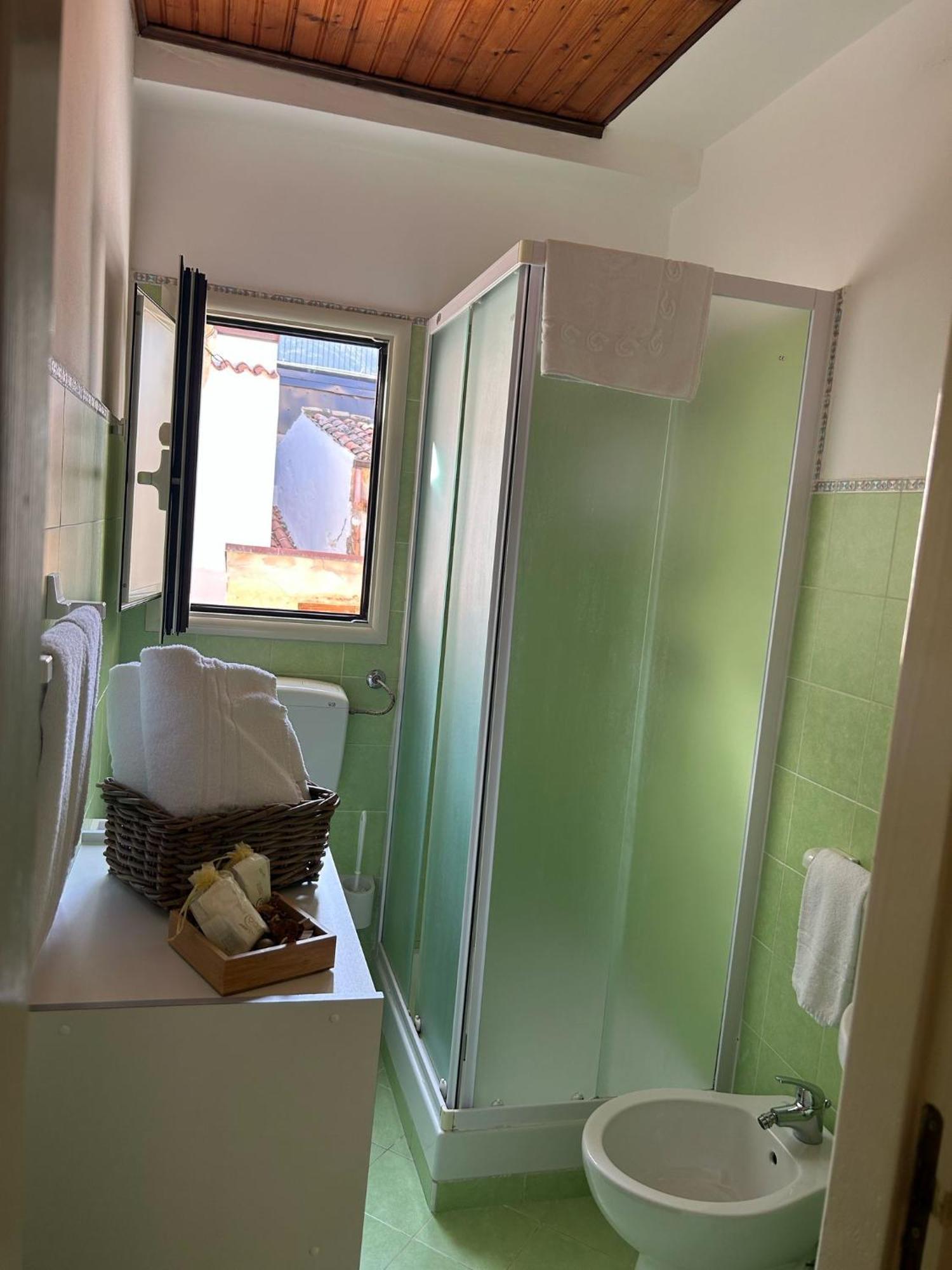 Sicilian Dream Apartments Чефалу Екстериор снимка