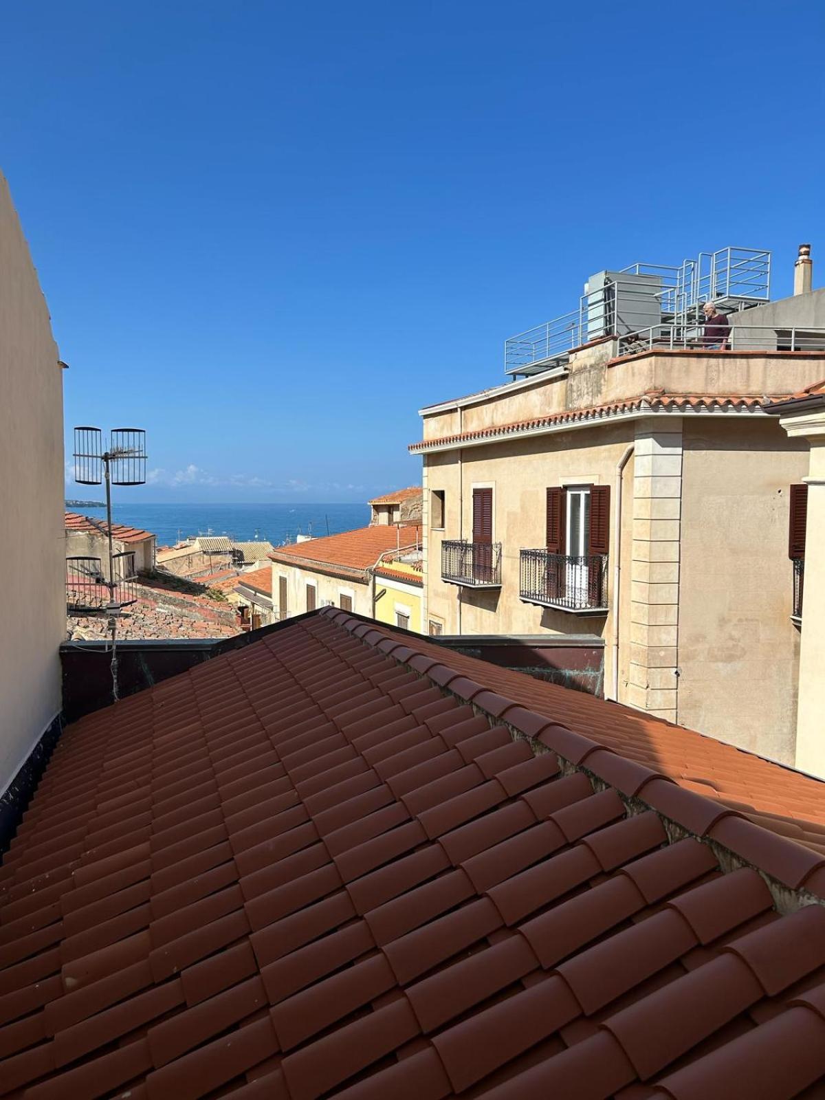 Sicilian Dream Apartments Чефалу Екстериор снимка