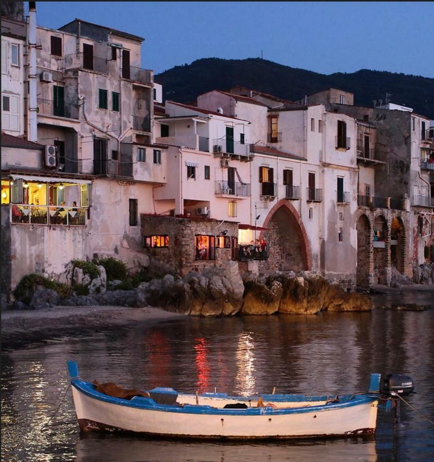 Sicilian Dream Apartments Чефалу Екстериор снимка